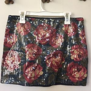ABERCROMBIE&FITCH Sequins and Pattern Mini Skirt